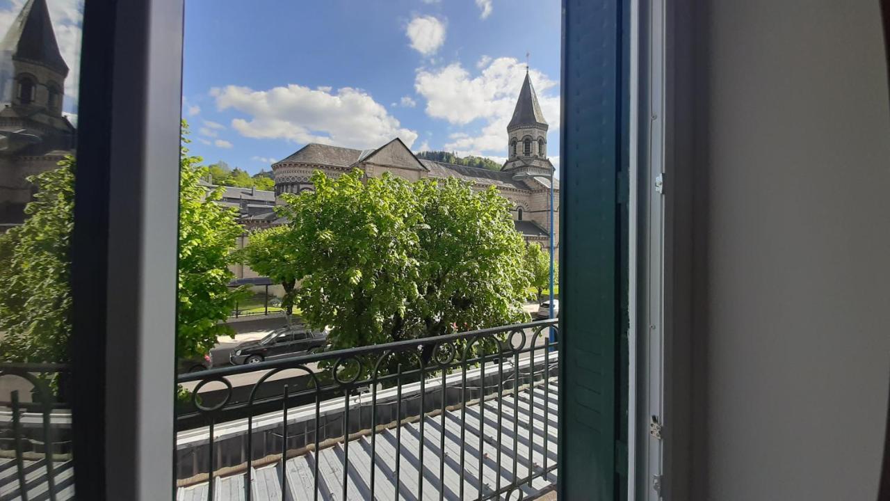 Le Geneve Hotel La Bourboule Exterior photo