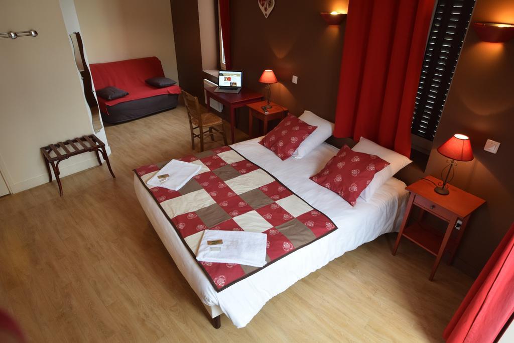 Le Geneve Hotel La Bourboule Exterior photo
